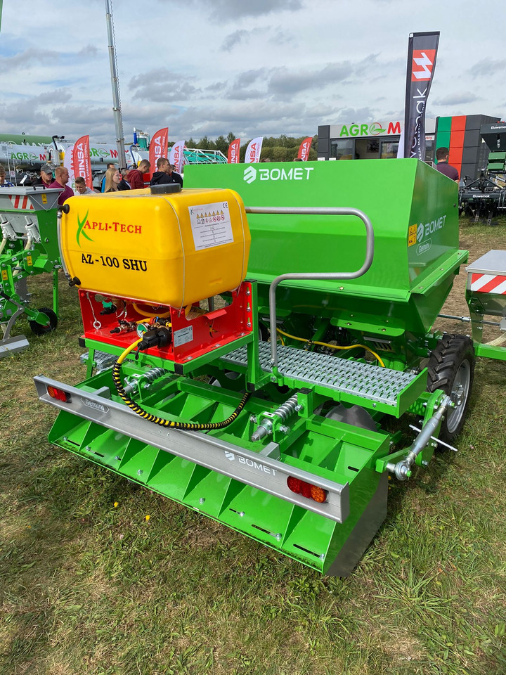 Bomet Kartoffelpflanzmaschine / Potato planter / Planteuse de pomme de terre / Piantapatate / Sadzarka ziemniaków - Kartulipanija: pilt 2 Bomet Kartoffelpflanzmaschine / Potato planter / Planteuse de pomme de terre / Piantapatate / Sadzarka ziemniaków - Kartulipanija: pilt 2