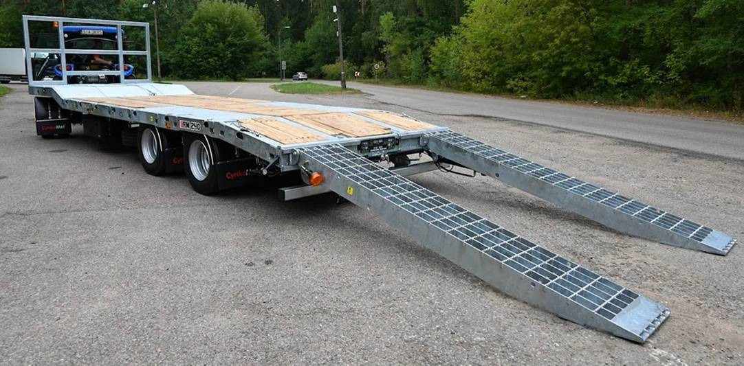 Cynkomet Plattformauflieger / Trailer / Remorque / Rimorchio a piattaforma / Remolque de plataforma / Прицеп для перевозки техники / Przyczepa maszynowa RM-240 18 t - Põllutöö platvormjärelhaagis: pilt 2 Cynkomet Plattformauflieger / Trailer / Remorque / Rimorchio a piattaforma / Remolque de plataforma / Прицеп для перевозки техники / Przyczepa maszynowa RM-240 18 t - Põllutöö platvormjärelhaagis: pilt 2
