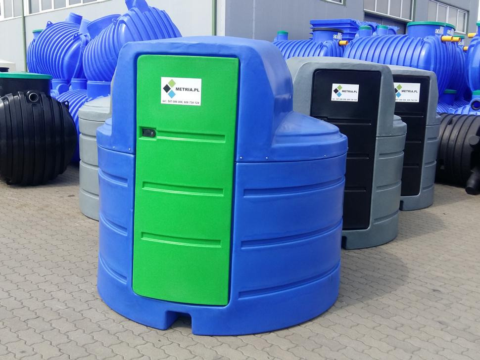 DC AdBlue tank / Cuve à AdBlue / Serbatoio per AdBlue / Бак для AdBlue / Adblue 2500 l - Säilitusmahuti: pilt 1 DC AdBlue tank / Cuve à AdBlue / Serbatoio per AdBlue / Бак для AdBlue / Adblue 2500 l - Säilitusmahuti: pilt 1