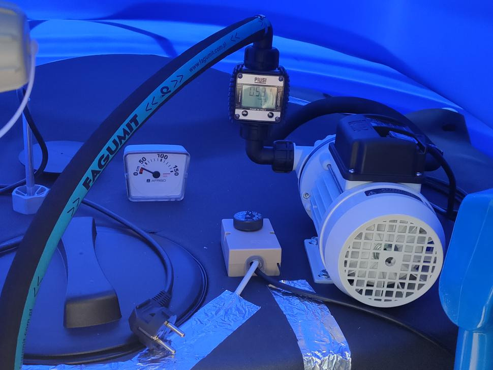 Uus Säilitusmahuti DC AdBlue tank / Cuve à AdBlue / Serbatoio per AdBlue / Бак для AdBlue / Adblue 2500 l: pilt 8 Uus Säilitusmahuti DC AdBlue tank / Cuve à AdBlue / Serbatoio per AdBlue / Бак для AdBlue / Adblue 2500 l: pilt 8