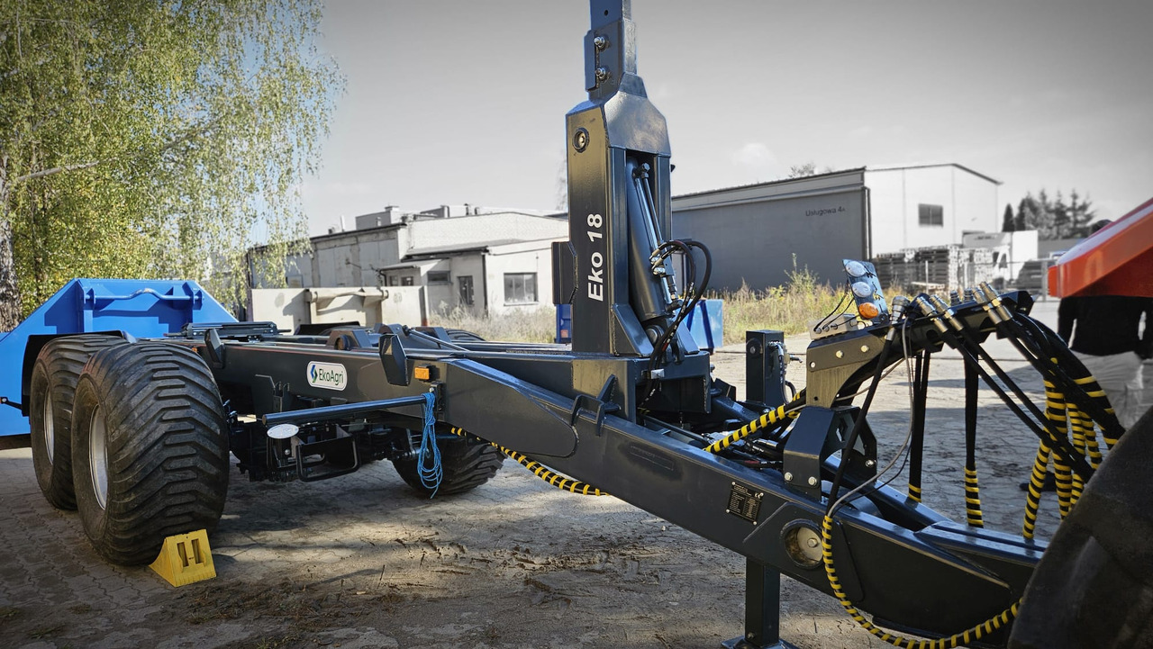 EkoAgri Hakenliftanhänger / Hooklift trailer / Remorque porte caisson / Remolque con gancho / Rimorchio a gancio /Przyczepa hakowa 18 t - Põllutöö järelhaagis: pilt 2 EkoAgri Hakenliftanhänger / Hooklift trailer / Remorque porte caisson / Remolque con gancho / Rimorchio a gancio /Przyczepa hakowa 18 t - Põllutöö järelhaagis: pilt 2
