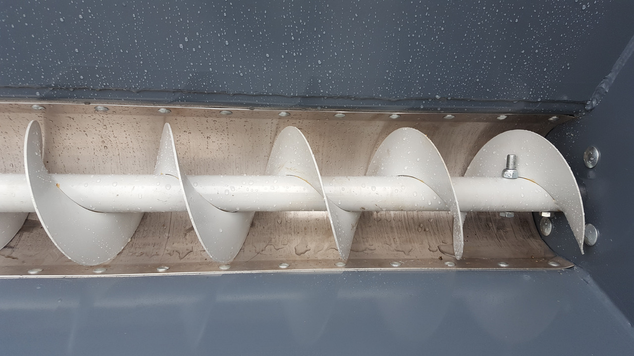 Uus Laaduri kopp - Põllutööseade Grutech Futterverteiler / Bucket with screw / Godet avec vis / Cazo con sinfín /  Benna con coclea / Ковш со шнеком / Łyżka ze ślimakiem 1,6 m: pilt 10