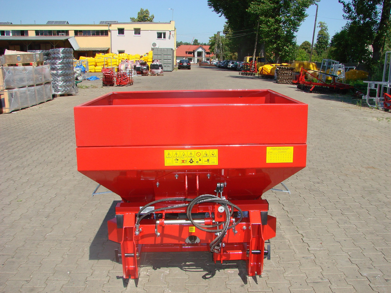 JAR-MET Düngerstreuer / Fertilizer spreader / Epandeur d'engrais / Rozsiewacz nawozu 800 kg - Väetiselaoturid: pilt 1 JAR-MET Düngerstreuer / Fertilizer spreader / Epandeur d'engrais / Rozsiewacz nawozu 800 kg - Väetiselaoturid: pilt 1