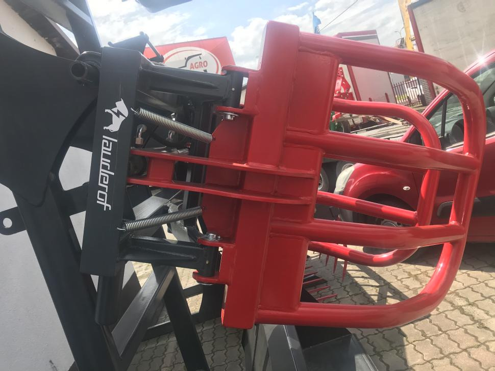Lauderof Ballenzange / Bale grab / Pince à balles / Pinze per balle / Захват для рулонов / Chwytak do bel - Haarats - Traktor: pilt 2 Lauderof Ballenzange / Bale grab / Pince à balles / Pinze per balle / Захват для рулонов / Chwytak do bel - Haarats - Traktor: pilt 2