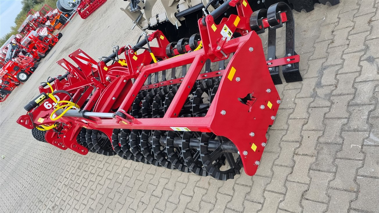Lupus Crosskillwalze / Crosskill roller / Rouleau / Wał 6 m - Põllurull: pilt 5 Lupus Crosskillwalze / Crosskill roller / Rouleau / Wał 6 m - Põllurull: pilt 5