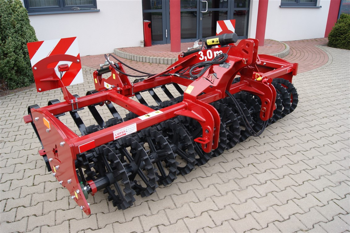 Lupus Crosskillwalze / Crosskill roller / Rouleau tandem avant Crosskill / Rodillo tándem delantero Wał przedni tandem Crosskill 3 m - Põllurull: pilt 1 Lupus Crosskillwalze / Crosskill roller / Rouleau tandem avant Crosskill / Rodillo tándem delantero Wał przedni tandem Crosskill 3 m - Põllurull: pilt 1