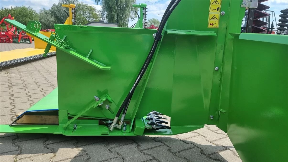 Uus Rapsikoristusmasin Lupus Rapsvorsatz / Rape cutter / Barre de coupe à colza / Mesa de colza / Tavolo da colza / Рапсовый стол / Stół do rzepaku 6 m: pilt 8