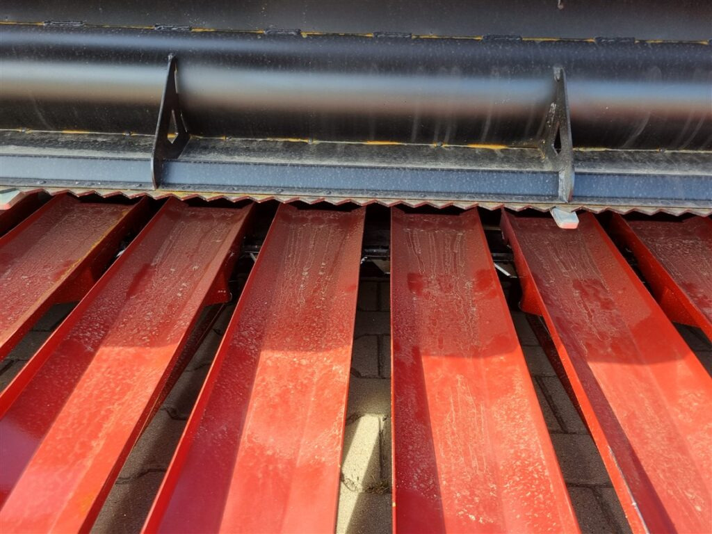 Lupus Sonnenblummenvorsatz / Sunflower harvester / Coupe à tournesol / Сosechadora / Macchina per la raccolta dei girasoli / Жатка для подсолнечника / Przystawka do słonecznika 6,5 m - Päevalillekoristusmasin: pilt 4 Lupus Sonnenblummenvorsatz / Sunflower harvester / Coupe à tournesol / Сosechadora / Macchina per la raccolta dei girasoli / Жатка для подсолнечника / Przystawka do słonecznika 6,5 m - Päevalillekoristusmasin: pilt 4