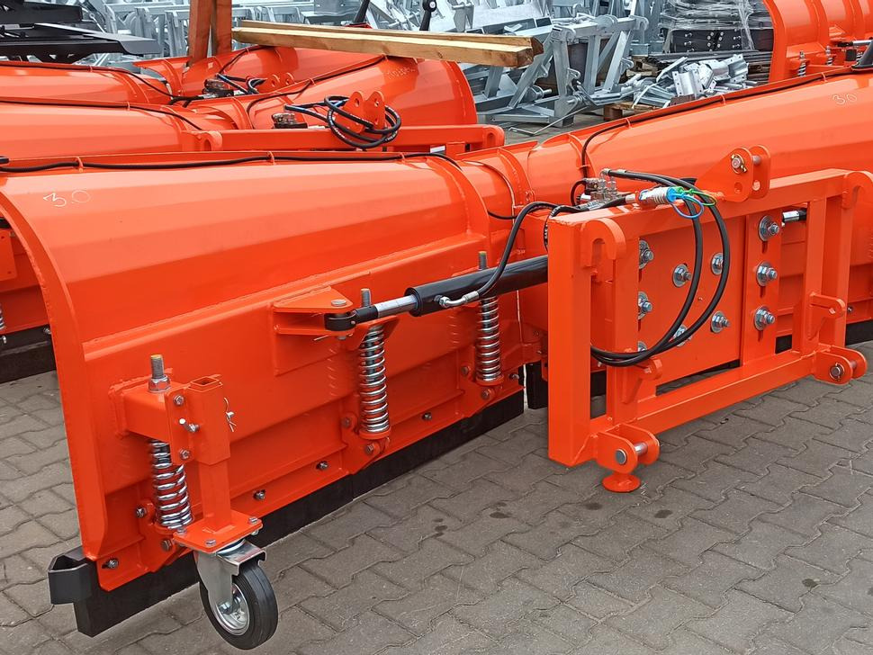 METAL-TECHNIK Schneeschild / Snow plow / Lame à neige / Sgombraneve dritto / Снегоочистель / Pług odśnieżny 3 m - Lumesahk - Lumesahk: pilt 5 METAL-TECHNIK Schneeschild / Snow plow / Lame à neige / Sgombraneve dritto / Снегоочистель / Pług odśnieżny 3 m - Lumesahk - Lumesahk: pilt 5