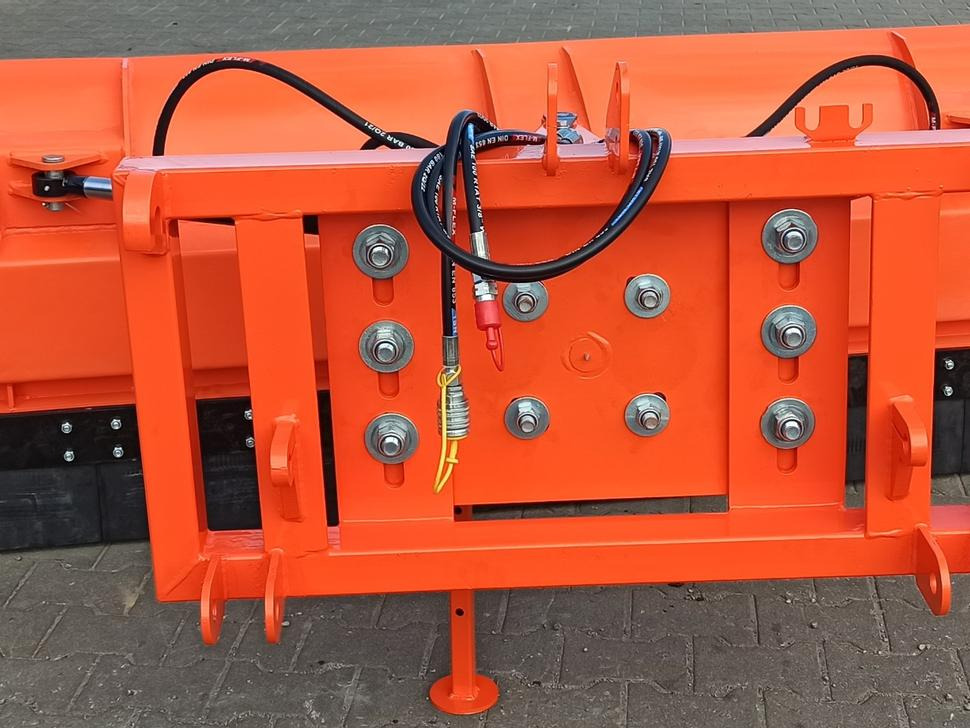 METAL-TECHNIK Schneeschild / Snow plow / Lame à neige / sgombraneve dritto / Cнегоочиститель / Pług odśnieżny prosty 3 m - Lumesahk - Lumesahk: pilt 4 METAL-TECHNIK Schneeschild / Snow plow / Lame à neige / sgombraneve dritto / Cнегоочиститель / Pług odśnieżny prosty 3 m - Lumesahk - Lumesahk: pilt 4