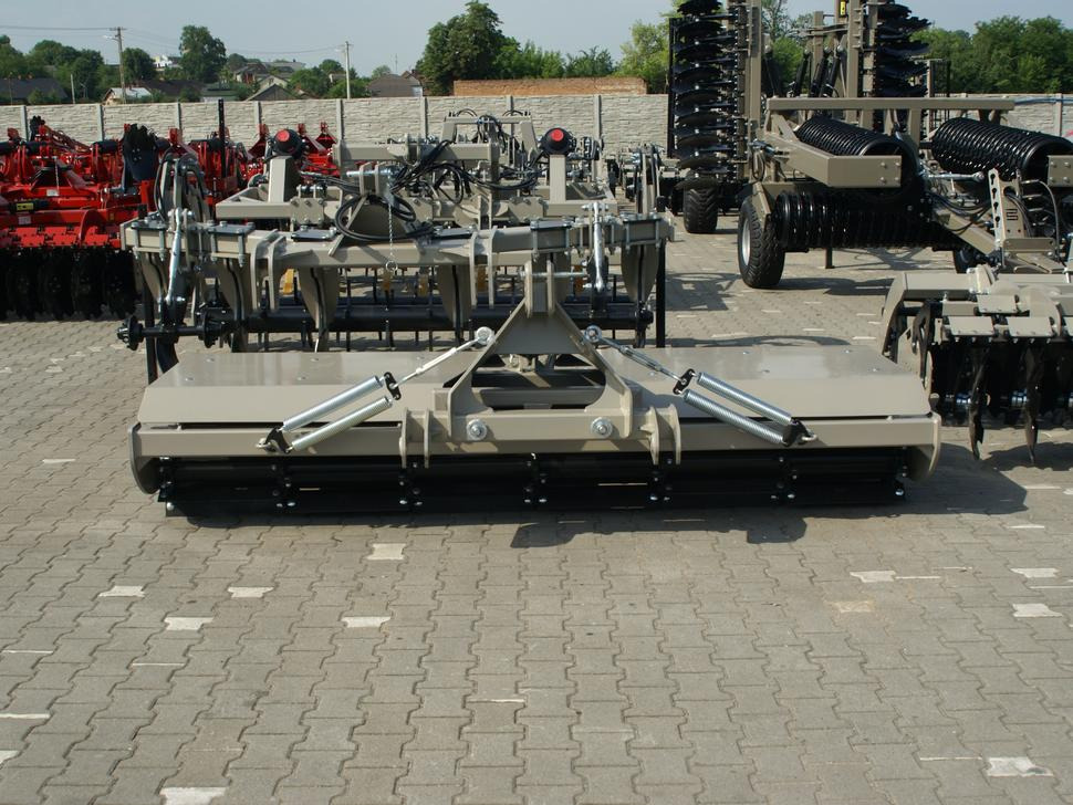 ROLEX Messerwalze / Knife roller cutter / Rouleau couteau / Rullo a coltelli / Каток ножничного типа тандем передний / Wał nożowy cutter tandem front 3 m - Põllurull: pilt 5 ROLEX Messerwalze / Knife roller cutter / Rouleau couteau / Rullo a coltelli / Каток ножничного типа тандем передний / Wał nożowy cutter tandem front 3 m - Põllurull: pilt 5