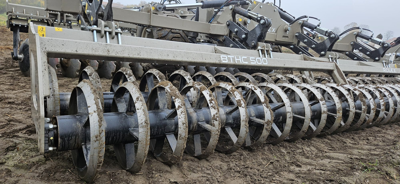 ROLEX Scheibenegge / Hydraulic discs harrow / Dechaumeur à disques / Erpice a dischi / Grada de discos / Дисковая борона / Brona talerzowa 5 m - Ketasäke: pilt 3 ROLEX Scheibenegge / Hydraulic discs harrow / Dechaumeur à disques / Erpice a dischi / Grada de discos / Дисковая борона / Brona talerzowa 5 m - Ketasäke: pilt 3