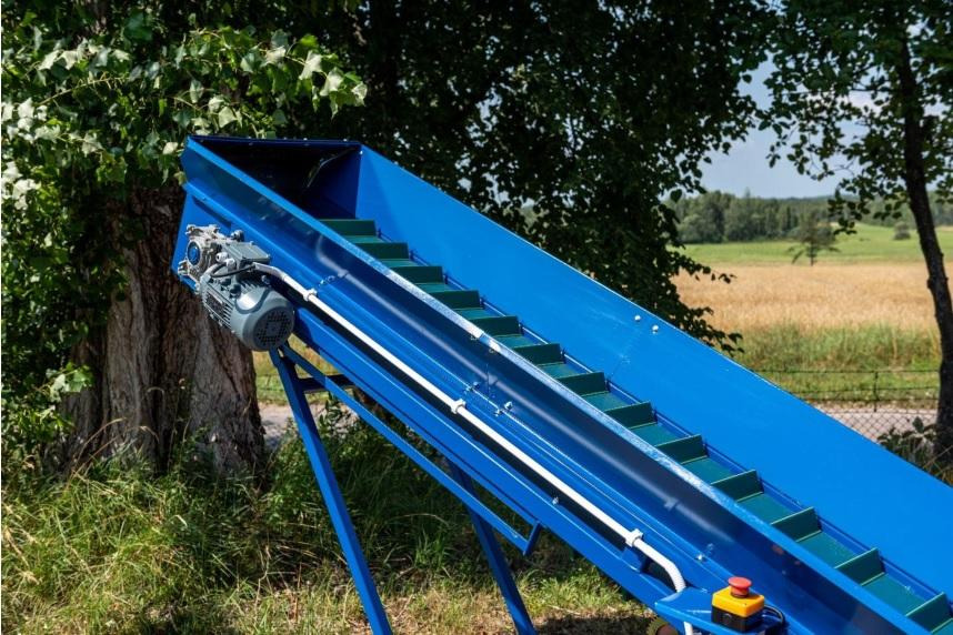 ROLMET Förderband / Belt conveyor / Convoyeur à tapis / Przenośnik taśmowy / Trasportatore a nastro / Конвейер ленточный / Przenośnik taśmowy PT - 1/3R - Lintkonveier: pilt 5 ROLMET Förderband / Belt conveyor / Convoyeur à tapis / Przenośnik taśmowy / Trasportatore a nastro / Конвейер ленточный / Przenośnik taśmowy PT - 1/3R - Lintkonveier: pilt 5