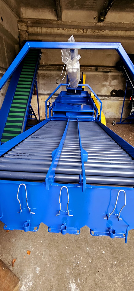 ROLMET Kartoffelsortierer / Potato sorting machine / Trieuse de pomme de terre / Selezionatrice per patate / Clasificador de patatas / Картофелесортировочная машина / Sortownik do ziemniaków M614/2 - Kartulitehnika: pilt 4 ROLMET Kartoffelsortierer / Potato sorting machine / Trieuse de pomme de terre / Selezionatrice per patate / Clasificador de patatas / Картофелесортировочная машина / Sortownik do ziemniaków M614/2 - Kartulitehnika: pilt 4