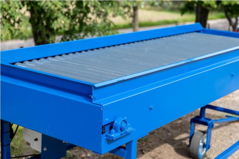 ROLMET Rollenverlesetisch / Sorting table / Table de tri / Tavolo selettivo / Сортировочный стол / Stół przebierczy SP 1 - Kartulitehnika: pilt 5 ROLMET Rollenverlesetisch / Sorting table / Table de tri / Tavolo selettivo / Сортировочный стол / Stół przebierczy SP 1 - Kartulitehnika: pilt 5