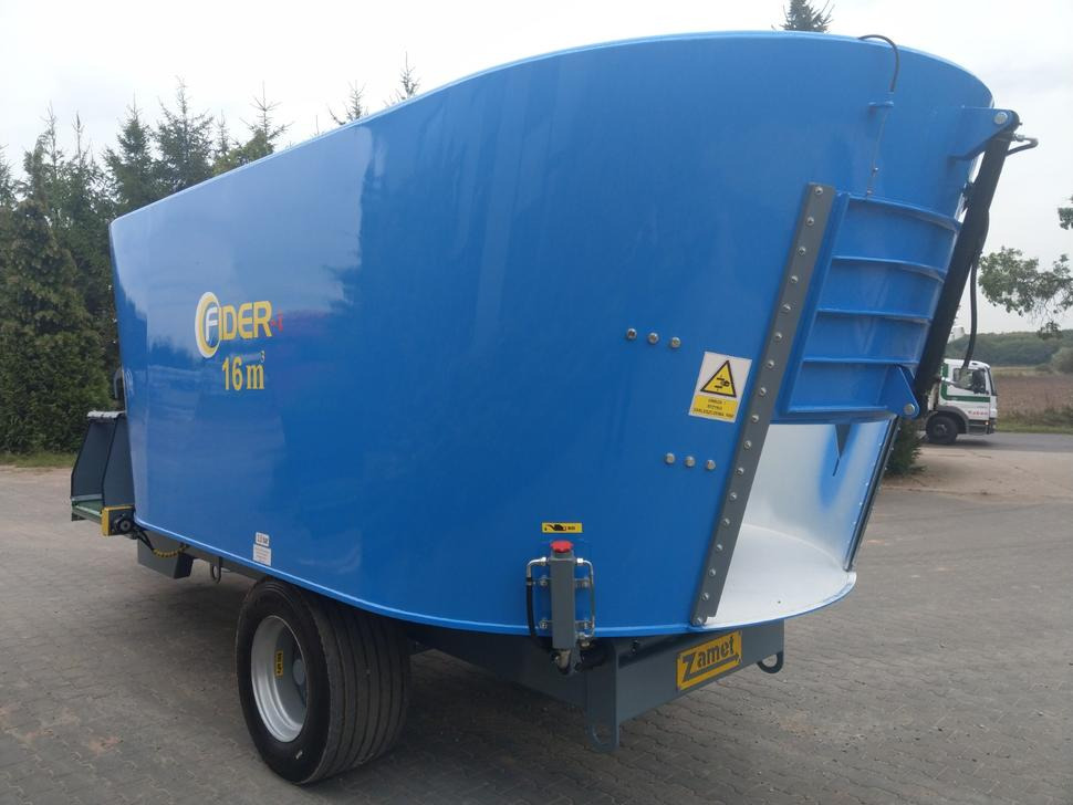 ZAMET Futtermischwagen / Feed mixer / Melangeuse / Carro miscelatore / Vagoneta de alimentación /Кормораздатчик / Wóz paszowy 16 m3 - Söödasegamisvanker: pilt 4 ZAMET Futtermischwagen / Feed mixer / Melangeuse / Carro miscelatore / Vagoneta de alimentación /Кормораздатчик / Wóz paszowy 16 m3 - Söödasegamisvanker: pilt 4