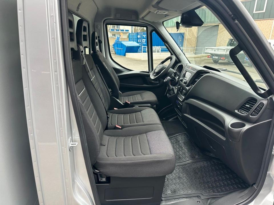 Treilerveoauto, Tarbesõiduk Algema IVECO FESTPLATEAU + Planenaufbau 3,6 to Nutzlast: pilt 6
