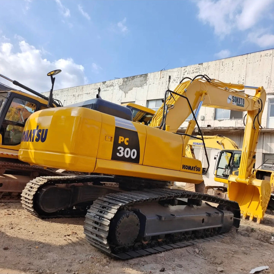 KOMATSU PC300-7 - Lintekskavaator: pilt 3 KOMATSU PC300-7 - Lintekskavaator: pilt 3