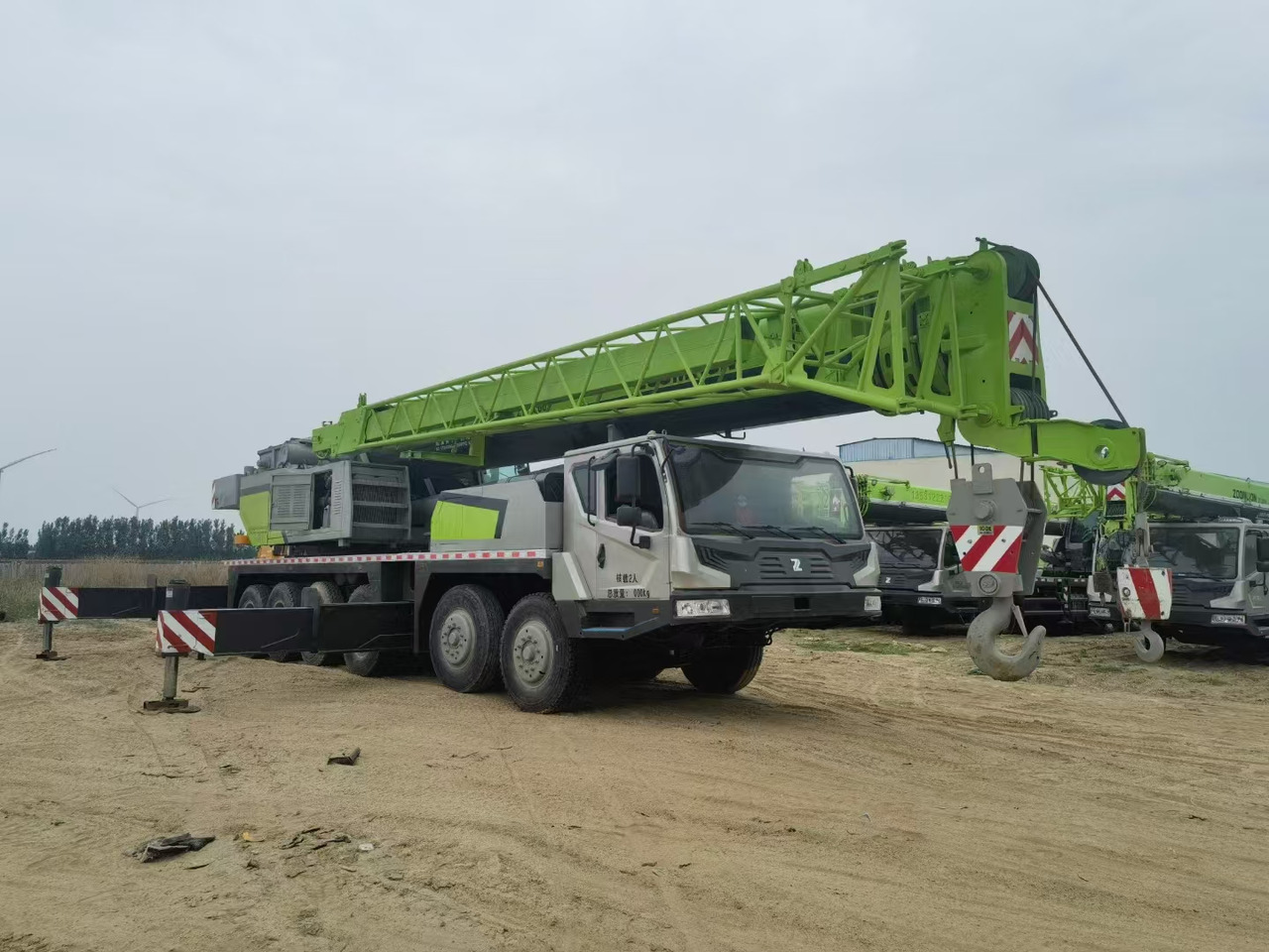ZOOMLION ZTC1000V - Autokraana: pilt 2 ZOOMLION ZTC1000V - Autokraana: pilt 2