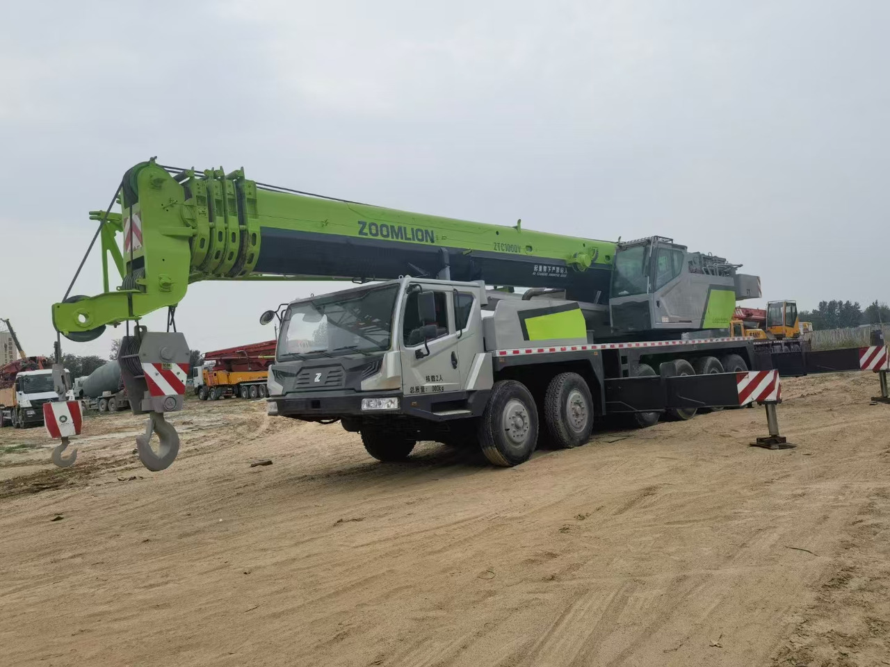 ZOOMLION ZTC1000V - Autokraana: pilt 4 ZOOMLION ZTC1000V - Autokraana: pilt 4