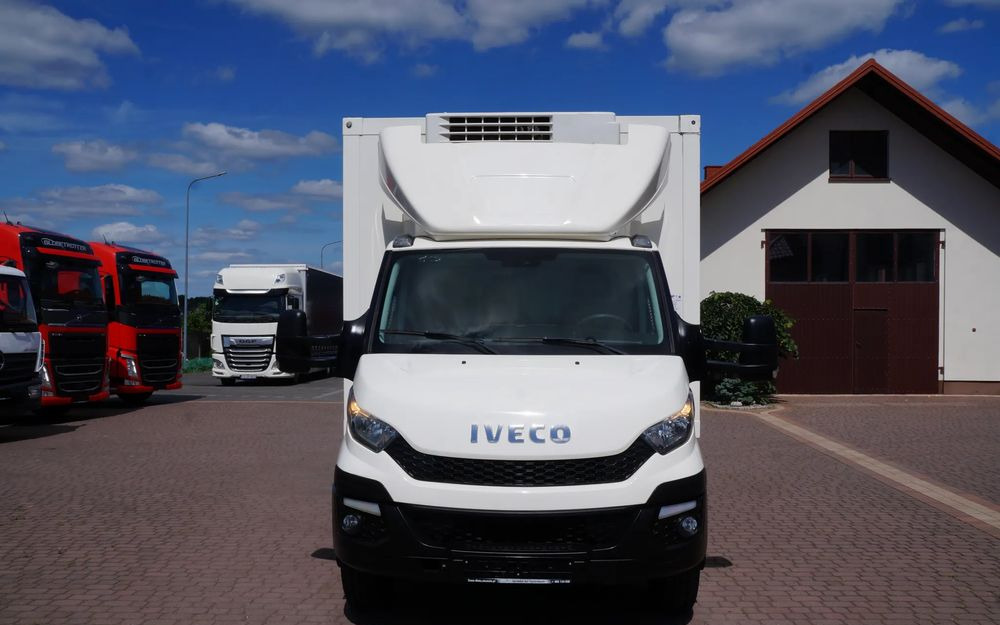 Iveco DAILY 70c17 CHŁODNIA 5 m Thermo king V-500 MAX Wzorowy Stan - Külmutiga veoauto: pilt 2 Iveco DAILY 70c17 CHŁODNIA 5 m Thermo king V-500 MAX Wzorowy Stan - Külmutiga veoauto: pilt 2