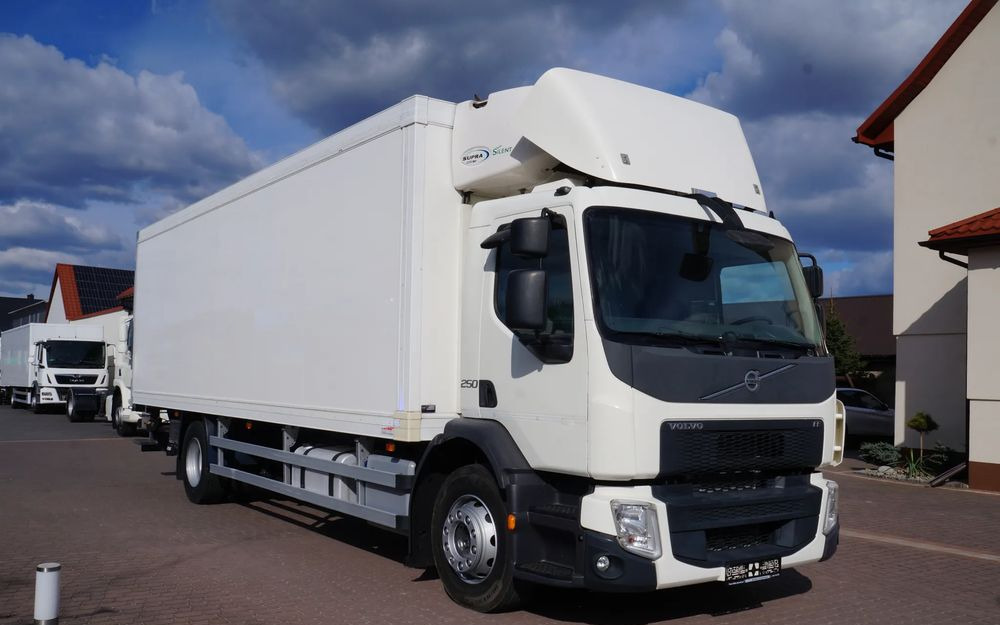 Volvo FE 18.250 Euro 6 18 TON CHŁODNIA KONTENER 19 PALET NISKI PRZEBIEG - Külmutiga veoauto: pilt 1 Volvo FE 18.250 Euro 6 18 TON CHŁODNIA KONTENER 19 PALET NISKI PRZEBIEG - Külmutiga veoauto: pilt 1