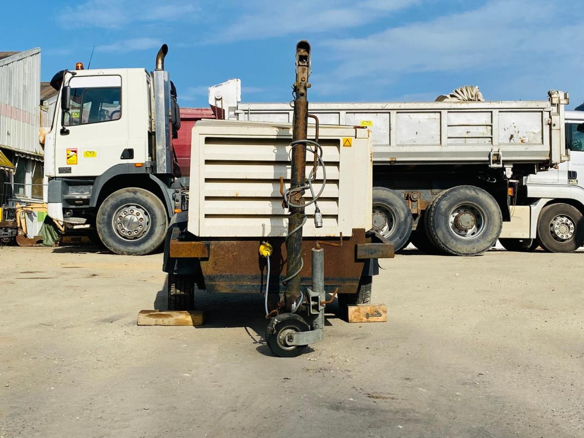 Õhukompressor ATLAS COPCO XAS 56 Compresseur d'air sur roues: pilt 7