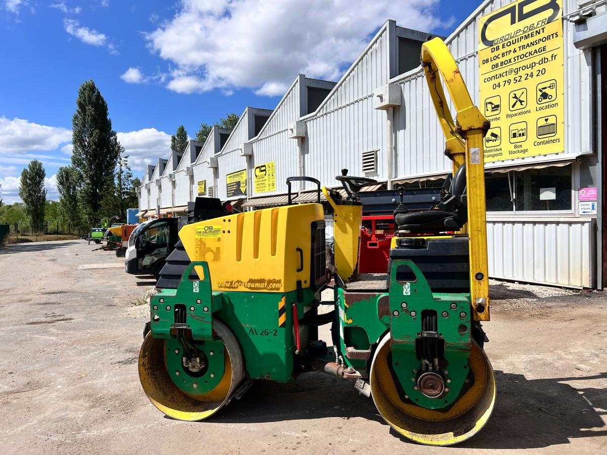 Ammann COMPACTEUR AV26-2 ROULEAU TANDEM VIBRANT ARTICULÉ - Mini teerull: pilt 3 Ammann COMPACTEUR AV26-2 ROULEAU TANDEM VIBRANT ARTICULÉ - Mini teerull: pilt 3