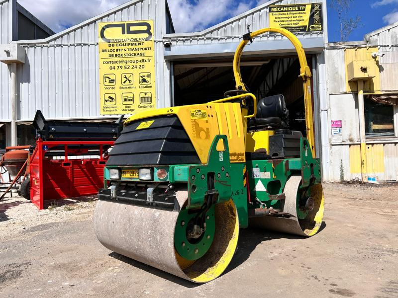 Ammann COMPACTEUR AV26-2 ROULEAU TANDEM VIBRANT ARTICULÉ - Mini teerull: pilt 1 Ammann COMPACTEUR AV26-2 ROULEAU TANDEM VIBRANT ARTICULÉ - Mini teerull: pilt 1