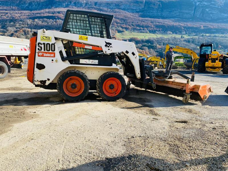 BOBCAT S100 mini chargeuse sur pneu (AVEC ACCESSOIRES) - Kompaktlaadur: pilt 5 BOBCAT S100 mini chargeuse sur pneu (AVEC ACCESSOIRES) - Kompaktlaadur: pilt 5