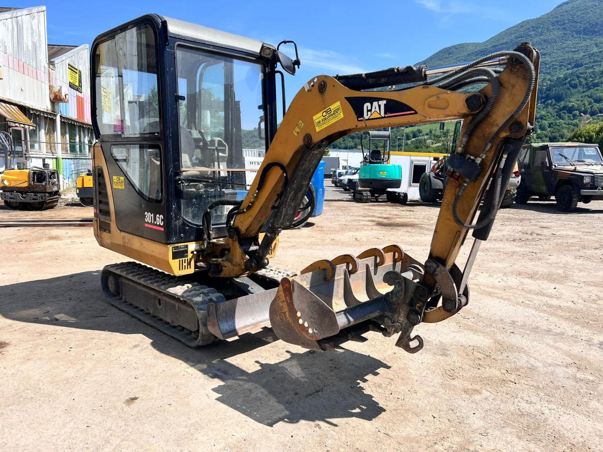 Caterpillar 301.6C MINIPELLE 1,7T (NET DE TVA) - Miniekskavaator: pilt 5 Caterpillar 301.6C MINIPELLE 1,7T (NET DE TVA) - Miniekskavaator: pilt 5