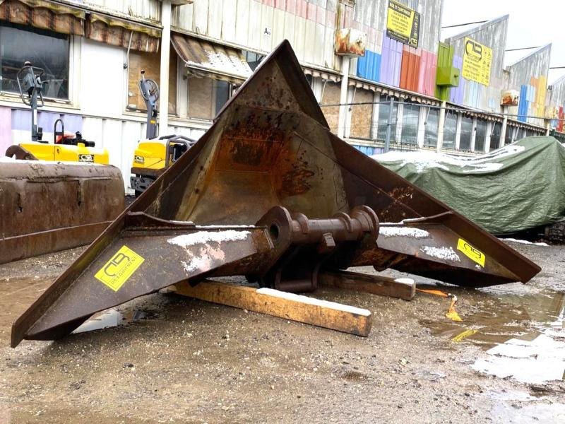 Godet trapèze attache Morin M6 - Ekskavaatori kopp: pilt 1 Godet trapèze attache Morin M6 - Ekskavaatori kopp: pilt 1