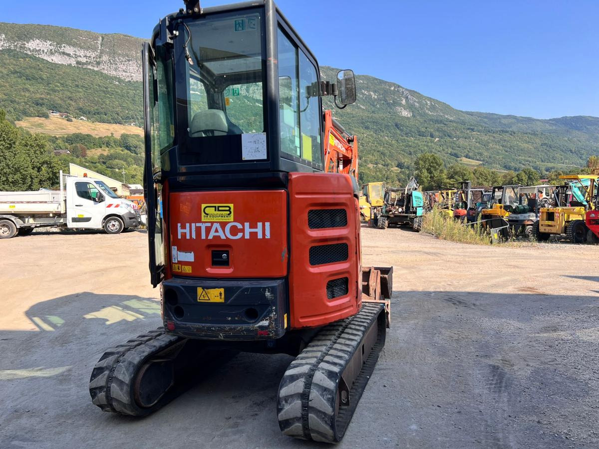 Hitachi ZX26U-5A MINI PELLE 2,7T - Miniekskavaator: pilt 3 Hitachi ZX26U-5A MINI PELLE 2,7T - Miniekskavaator: pilt 3