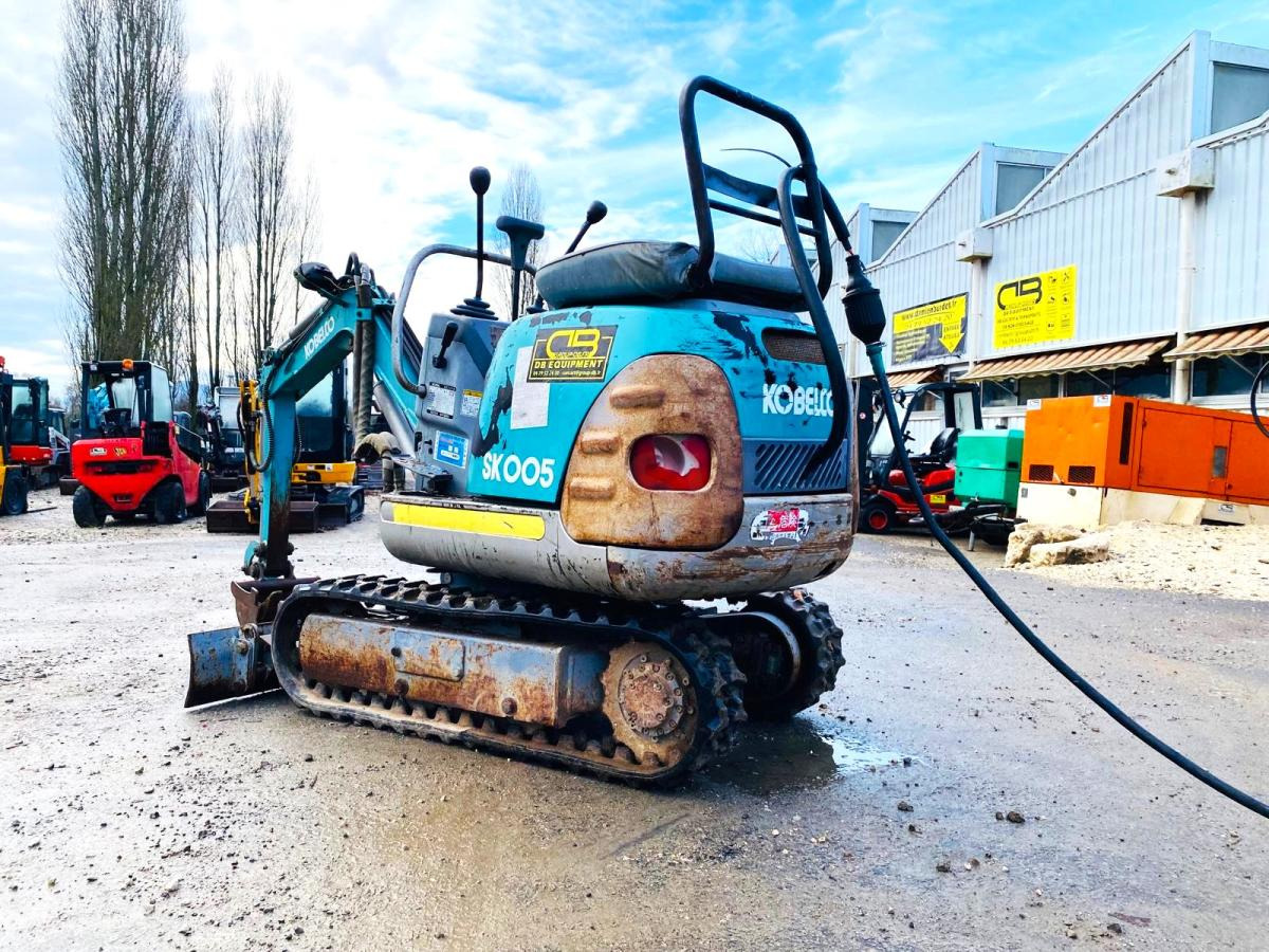KOBELCO Mini pelle électrique SK007 - Miniekskavaator: pilt 3 KOBELCO Mini pelle électrique SK007 - Miniekskavaator: pilt 3
