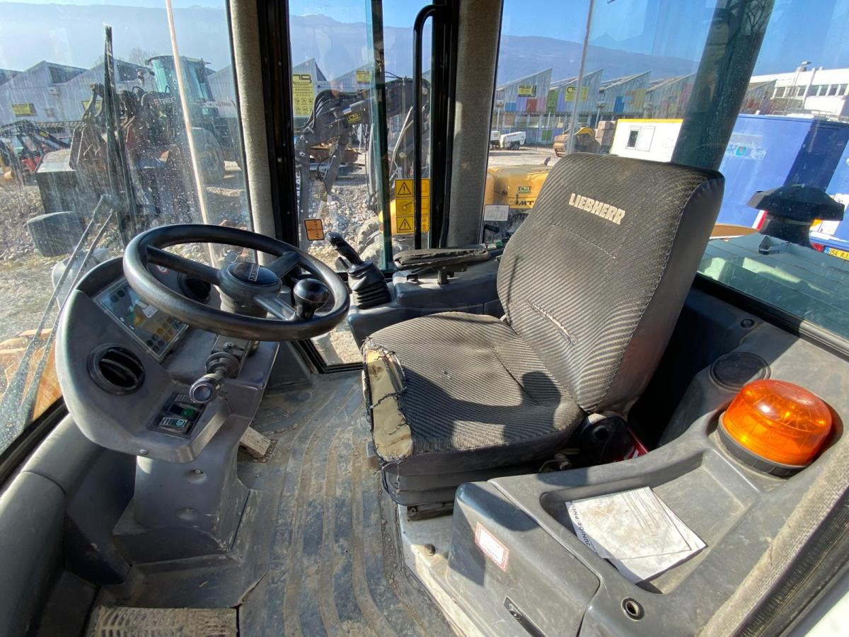 Rataslaadur LIEBHERR Chargeuse L524 10T: pilt 8