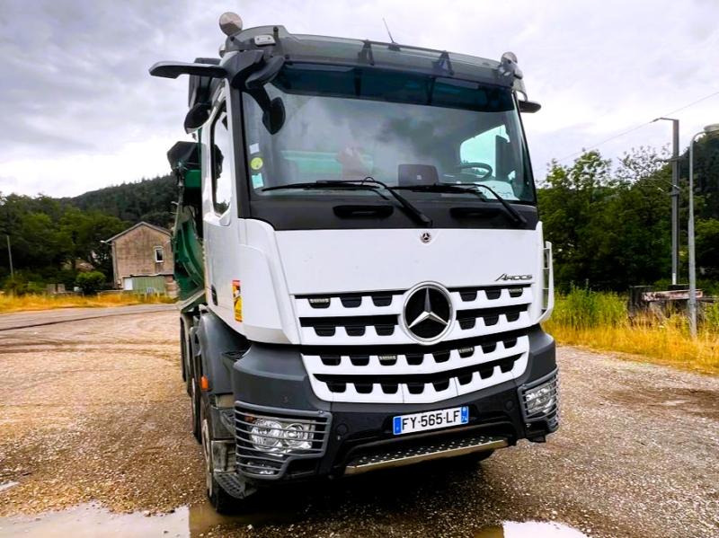 Mercedes Arocs CAMION BENNE 8x4 460cv 11L Euro6 - Kallurauto: pilt 3 Mercedes Arocs CAMION BENNE 8x4 460cv 11L Euro6 - Kallurauto: pilt 3