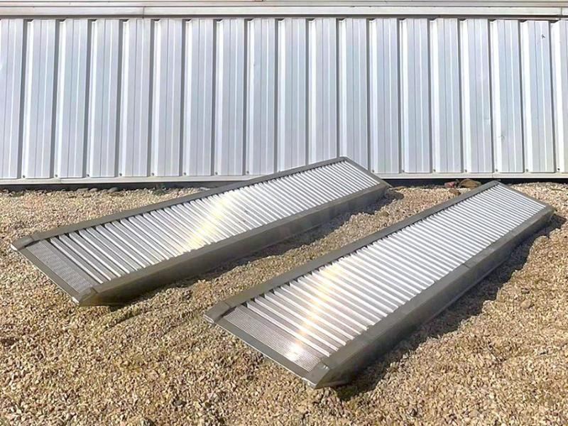 RAMPES ALUMINIUM RAMPE DE CHARGEMENT 1 METRE 7T - Laadimisramp: pilt 4 RAMPES ALUMINIUM RAMPE DE CHARGEMENT 1 METRE 7T - Laadimisramp: pilt 4