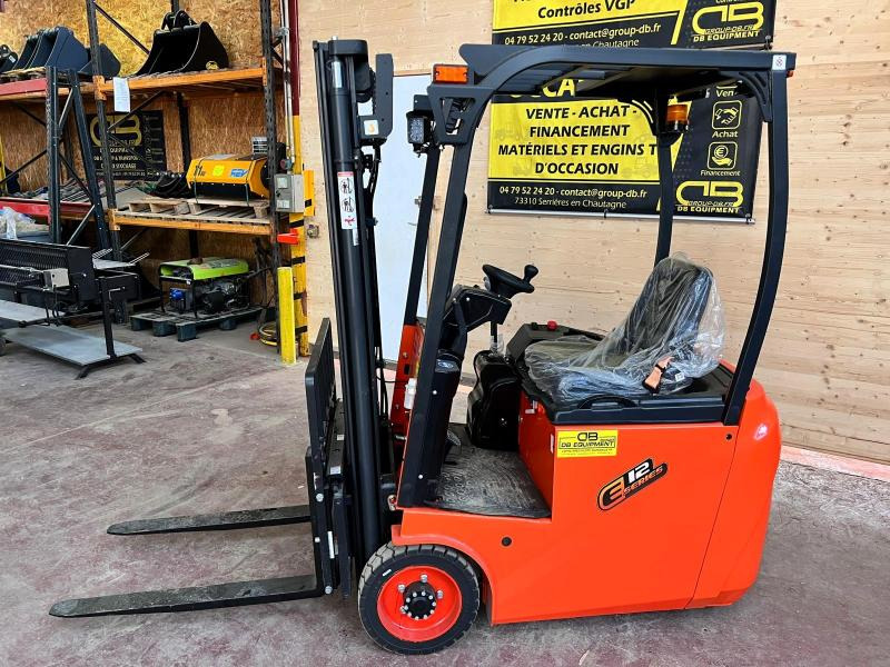 SPATMAT E12 SERIES CHARIOT ÉLÉVATEUR ELECTRIQUE NEUF - Elektritõstuk: pilt 3 SPATMAT E12 SERIES CHARIOT ÉLÉVATEUR ELECTRIQUE NEUF - Elektritõstuk: pilt 3