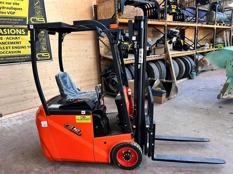 SPATMAT E12 SERIES CHARIOT ÉLÉVATEUR ELECTRIQUE NEUF - Elektritõstuk: pilt 4 SPATMAT E12 SERIES CHARIOT ÉLÉVATEUR ELECTRIQUE NEUF - Elektritõstuk: pilt 4