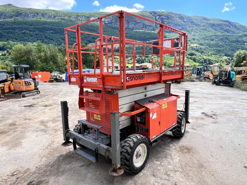 Snorkel S3370RT NACELLE CISEAUX 12M 4X4 DIESEL - Käärlift: pilt 5 Snorkel S3370RT NACELLE CISEAUX 12M 4X4 DIESEL - Käärlift: pilt 5