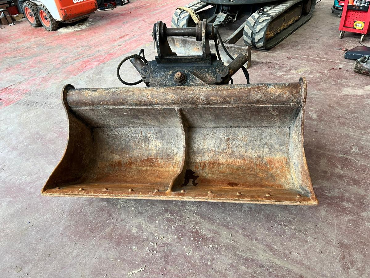THIERE GODET CURAGE INCLINABLE TILT POUR PELLE DE 20T - Ekskavaatori kopp: pilt 4 THIERE GODET CURAGE INCLINABLE TILT POUR PELLE DE 20T - Ekskavaatori kopp: pilt 4
