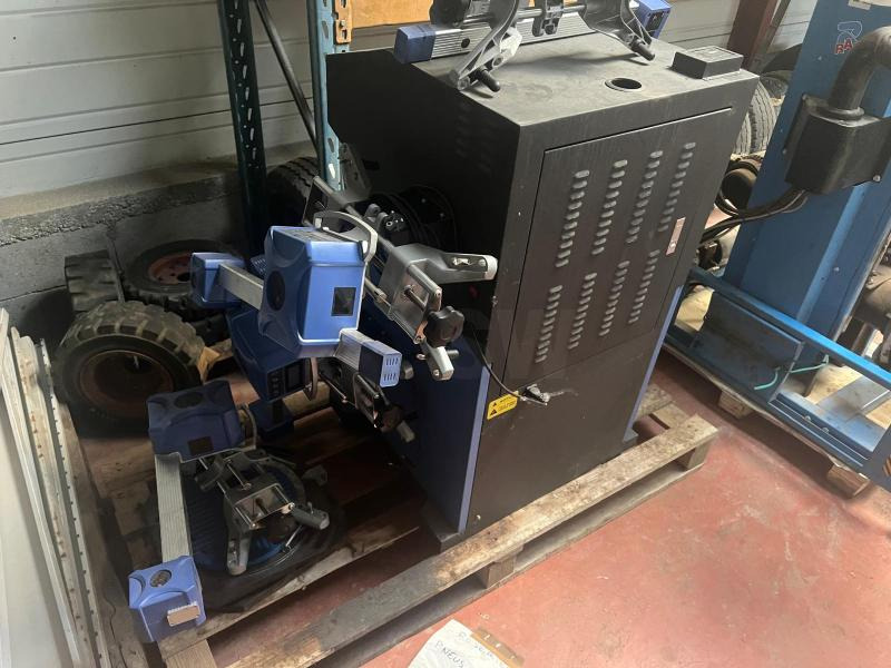 TWIN BUSCH TW115 Banc de géométrie - Garaažiseadmed: pilt 2 TWIN BUSCH TW115 Banc de géométrie - Garaažiseadmed: pilt 2