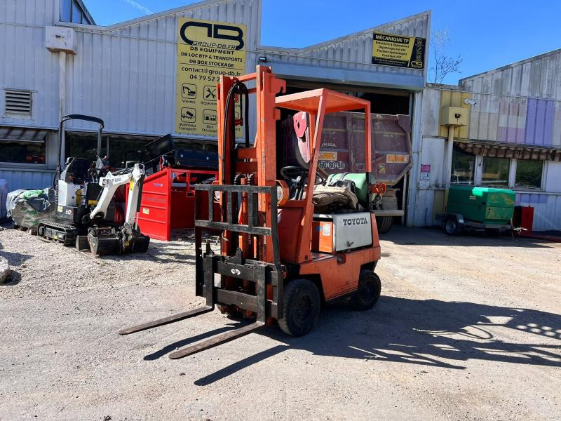 Toyota FN700 Chariot élévateur à gaz 700Kg - Gaasitõstuk: pilt 1 Toyota FN700 Chariot élévateur à gaz 700Kg - Gaasitõstuk: pilt 1