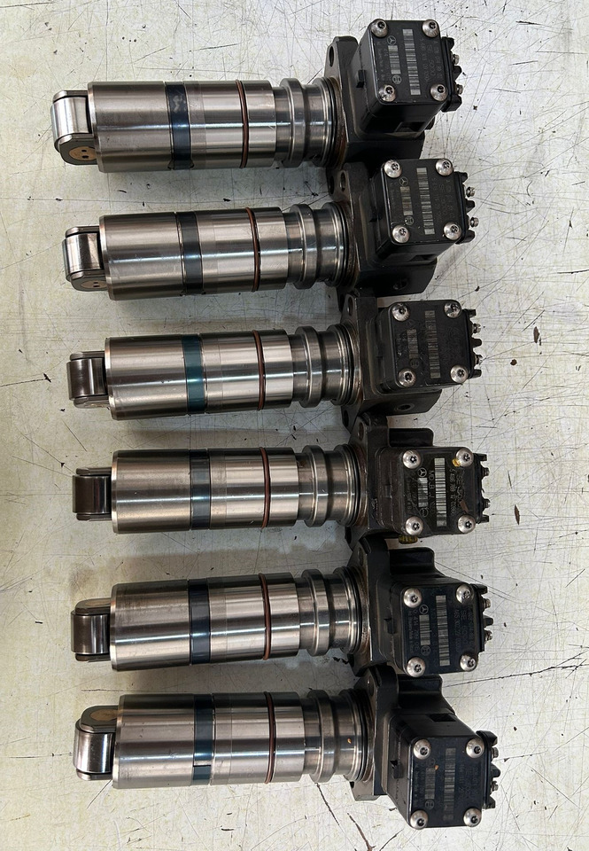 BOSCH A0280748902-FUEL INJECTION PUMP-USED-LIKE NEW - Mootor ja varuosad - Veoauto: pilt 1 BOSCH A0280748902-FUEL INJECTION PUMP-USED-LIKE NEW - Mootor ja varuosad - Veoauto: pilt 1