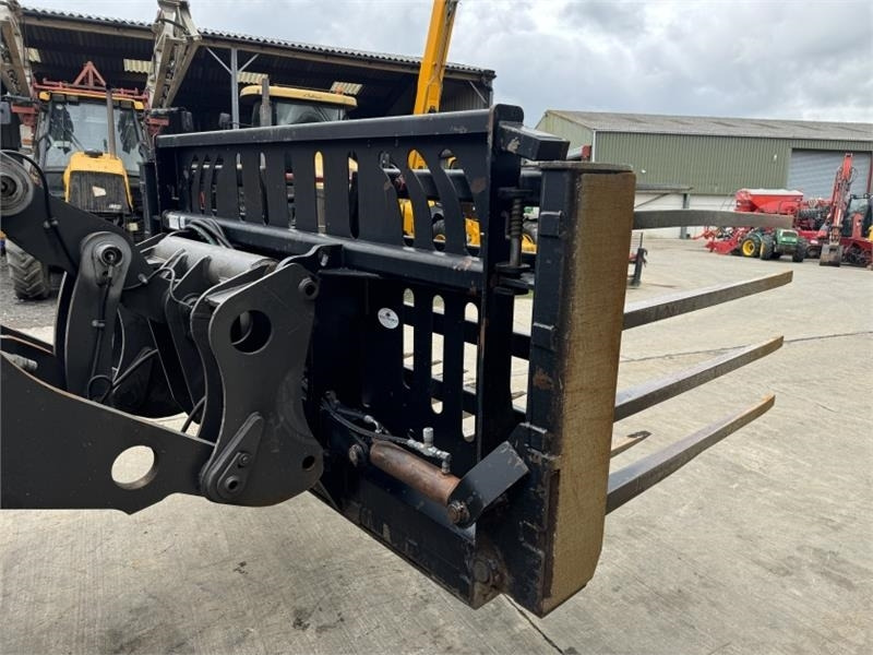 Albutt Albutt B916HX Buck Rake - Iselaadiv vanker: pilt 5 Albutt Albutt B916HX Buck Rake - Iselaadiv vanker: pilt 5
