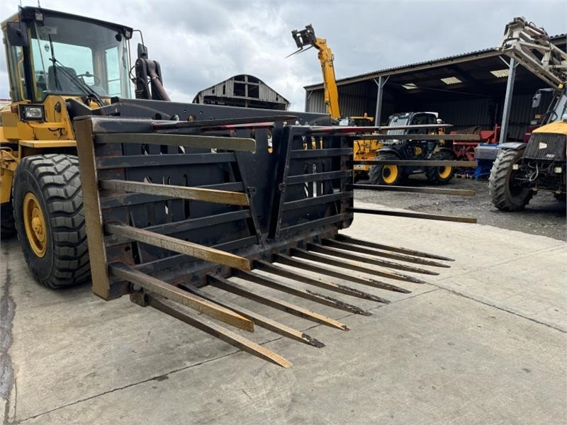 Albutt Albutt B916HX Buck Rake - Iselaadiv vanker: pilt 4 Albutt Albutt B916HX Buck Rake - Iselaadiv vanker: pilt 4