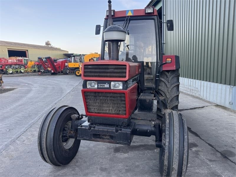 Case International 1056XL 2WD - Traktor: pilt 5 Case International 1056XL 2WD - Traktor: pilt 5
