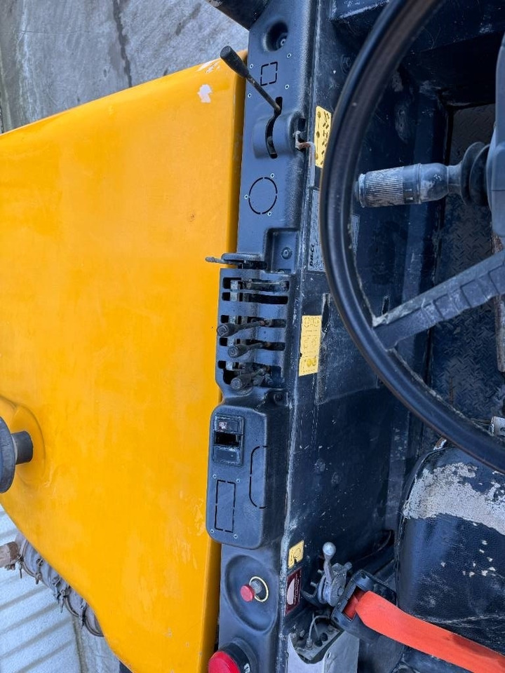 Dieci LH 683 Self Propelled Cement Mixer  liising Dieci LH 683 Self Propelled Cement Mixer: pilt 7