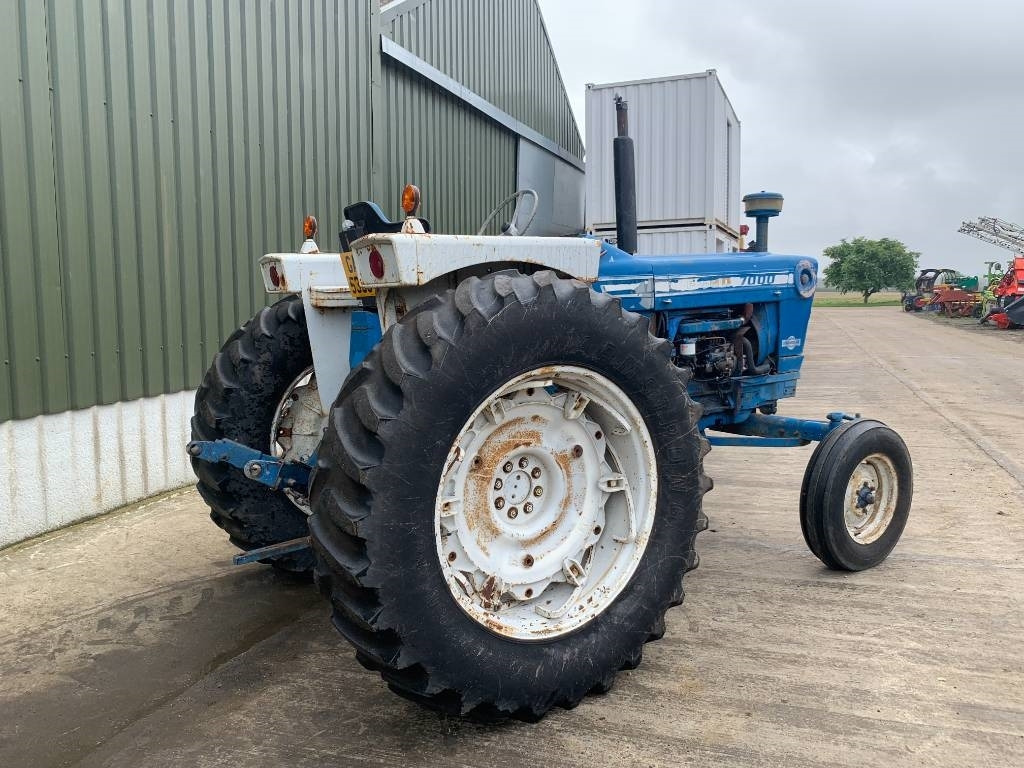 Ford 7000 - Traktor: pilt 4 Ford 7000 - Traktor: pilt 4