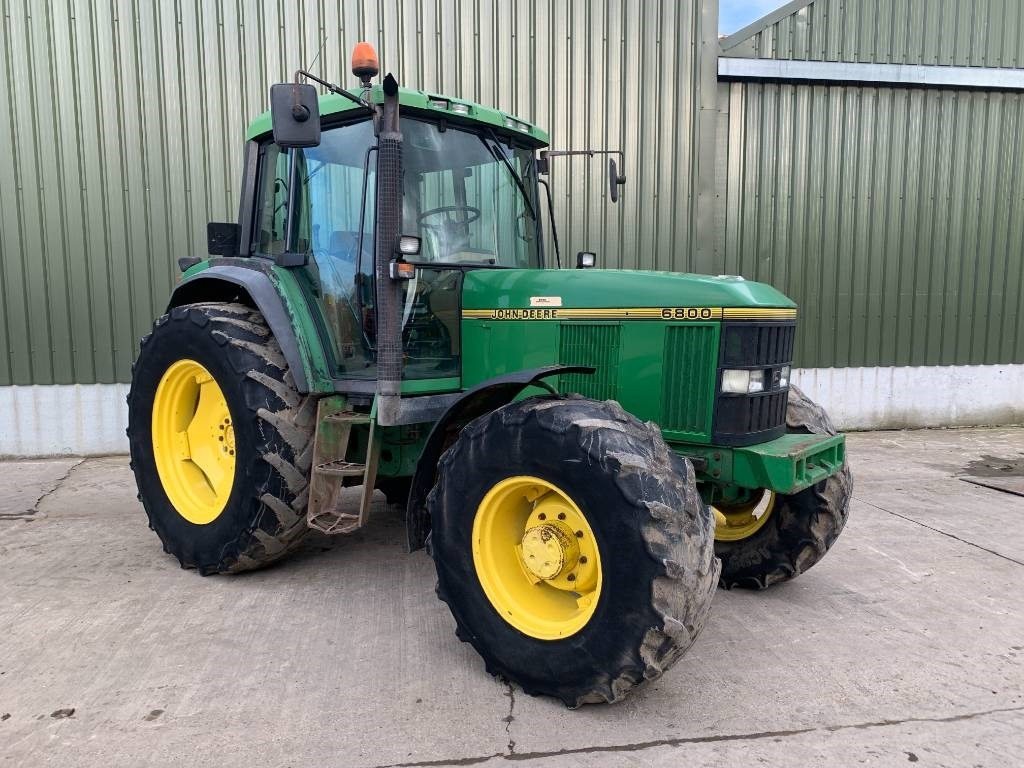 John Deere 6800 - Traktor: pilt 2 John Deere 6800 - Traktor: pilt 2